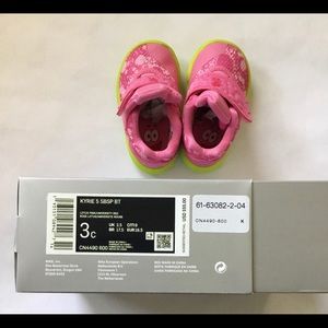 Kyrie 5 SBSP BT Nike Sneaker Size 3C